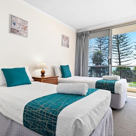 Northwind Beachfront Apartments Мулулаба Екстериор снимка