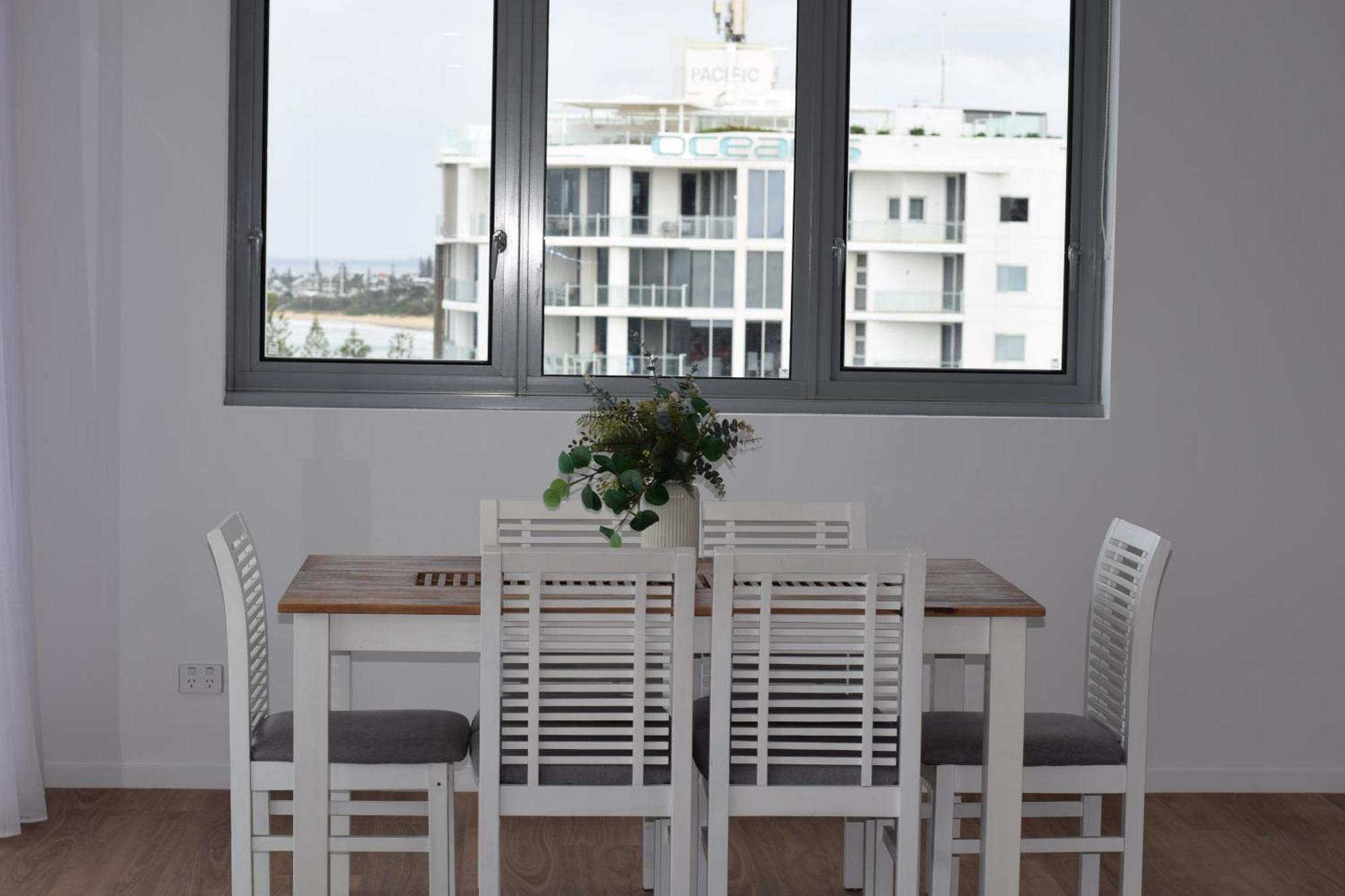 Northwind Beachfront Apartments Мулулаба Екстериор снимка