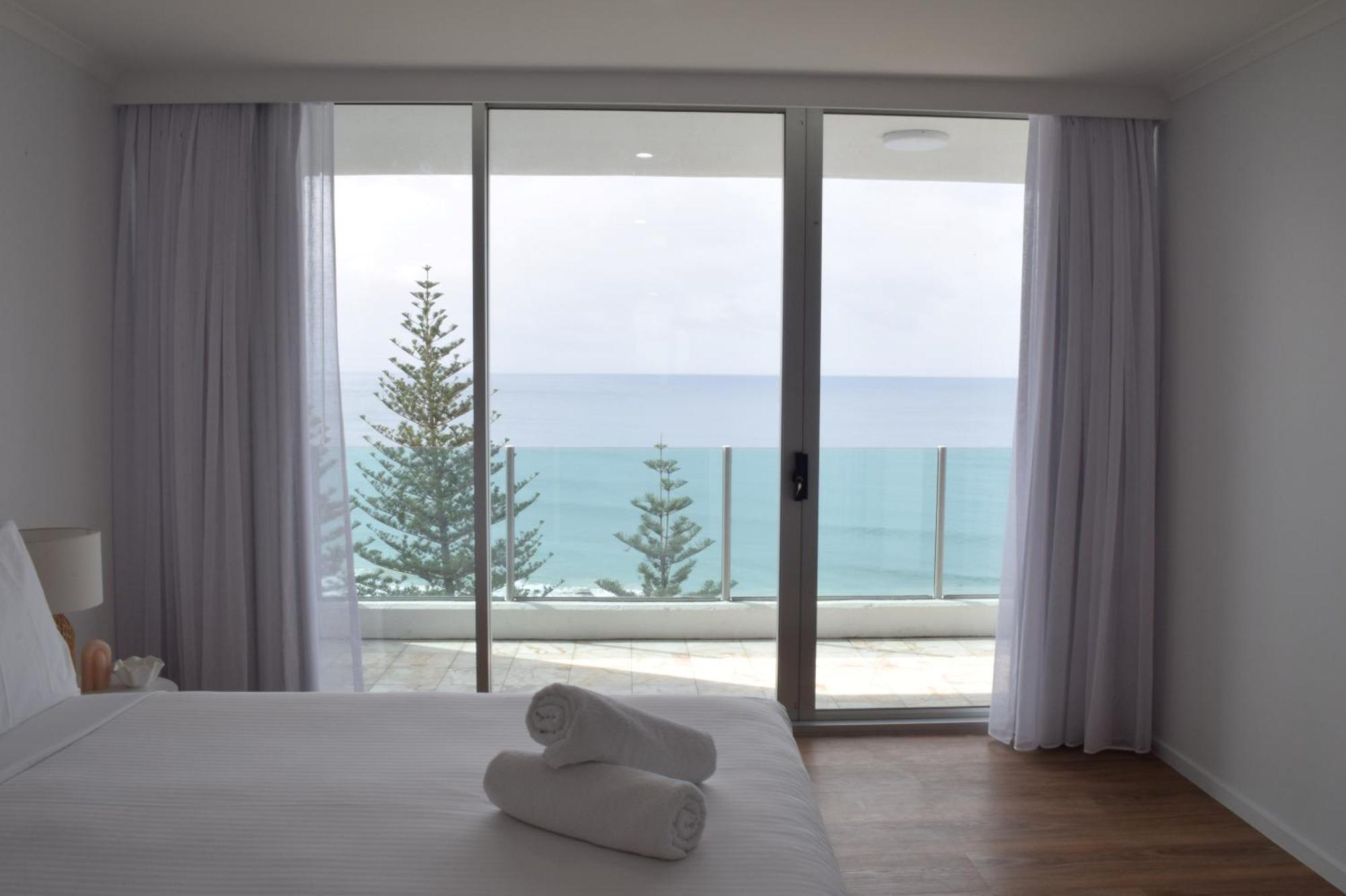 Northwind Beachfront Apartments Мулулаба Екстериор снимка