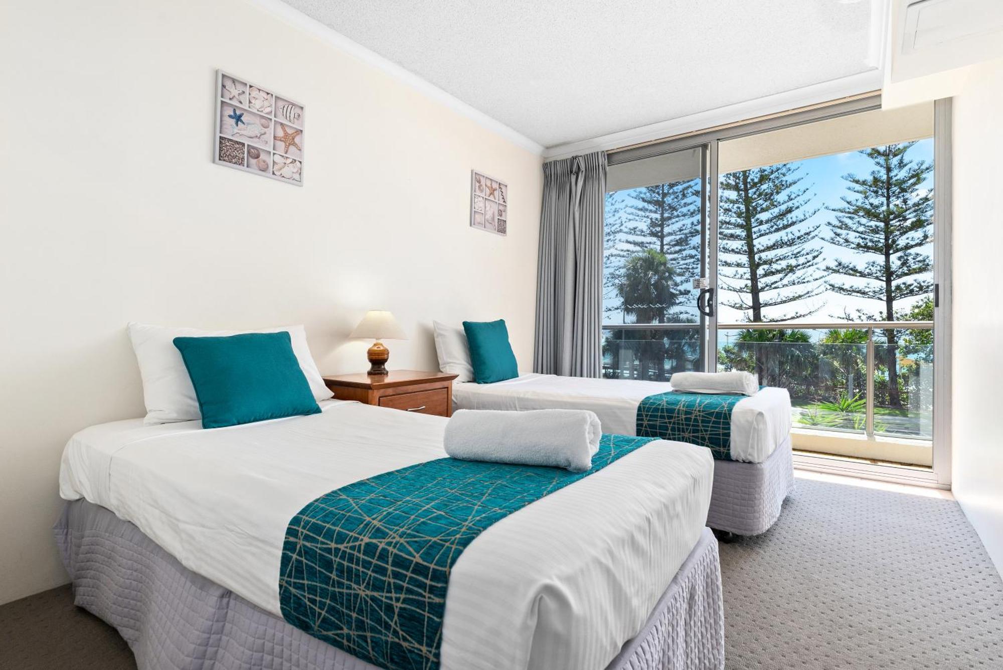 Northwind Beachfront Apartments Мулулаба Екстериор снимка